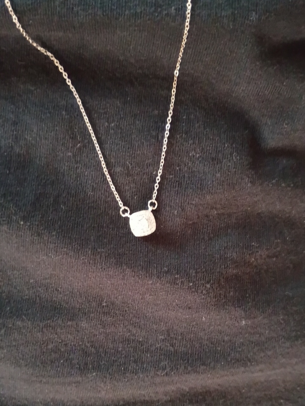 Dainty 1 Kt. Moissanite On S925 STERLING SILVER.COMES WITH GRA. NWT